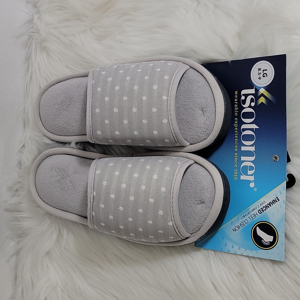 Isotoner Women's Slippers  Gray Sz L (8.5 - 9)